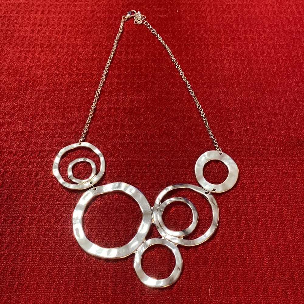 Silver plated contemporary necklace, looks great with any type of outfit